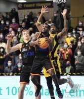 Basketball 2. Bundesliga 21/22: Tigers Tuebingen - RASTA Vechta