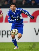 FUSSBALL, 1. BUNDESLIGA, 18. Spieltag: Schalke, KURANYI Einzelaktion