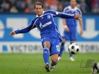 Fussball 1. Bundesliga: Schalke, JONES Einzelaktion