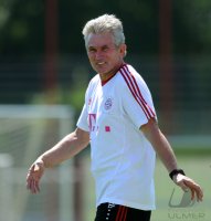 Fussball 1. Bundesliga: Trainer Jupp Heynckes  (FC Bayern Muenchen)