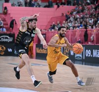 Basketball 2. Bundesliga 24/25: Tigers Tuebingen - Bozic Estriche Knights Kirchheim
