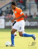 Fussball International: U17: Holland, FER Einzelaktion