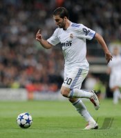 Fussball Champions League  Saison 2010/2011:  Gonzalo  HIGUAIN (Real Madrid)