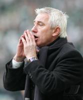 Fussball 1. Bundesliga: Borussia Dortmund - Werder Bremen, Einzelaktion am Ball.