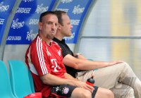 Fussball 1. Bundesliga Saison   2011/2012 : Franck Ribery , Sportdirektor Christian Nerlinger (v. li., FC Bayern Muenchen)