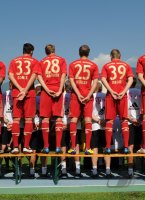 Fussball 1. Bundesliga Saison   2011/2012 :  (v. li.) Mario Gomez , Holger Badstuber , Thomas Mueller , Toni Kroos (v. li., FC Bayern Muenchen)