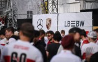Fussball DFB Pokal Finale 24/25: Arminia Bielefeld - VfB Stuttgart, Public Viewing auf dem Schlossplatz