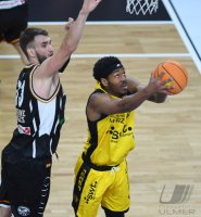 Basketball 2. Bundesliga 2021/2022: Tigers Tuebingen - Itzehoe Eagles