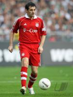 Fussball 1. Bundesliga: Bayern, SAGNOL Einzelaktion