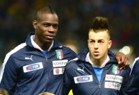Fussball International:  Mario Balotelli und Stephan El Shaarawy (v. li., Italien)