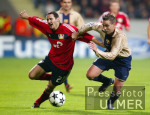 Fussball UCL: Leverkusen - Barcelona,  Zweikampf
