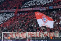 FUSSBALL INTERNATIONAL CHL HALBFINALE 12/13: FC Bayern Muenchen - FC Barcelona