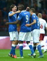 Fussball International WM Qualifikation 2014:  Jubel Riccardo Montolivo, Mario Balotelli und Claudio Marchisio (v. li., Italien)