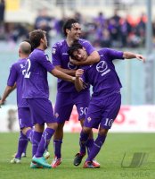 FUSSBALL SERIE A:   Jubel mit Luca Toni und Aquilani Alberto (v. li. AC Florenz)