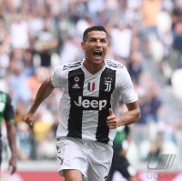 FUSSBALL SERIE A 2018/2019: JUBEL Cristiano Ronaldo (Juventus Turin)