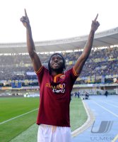 FUSSBALL SERIE A 2013/2014: JUBEL Gervinho (AS Rom)