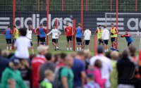 Fussball 1. Bundesliga 13/14 : Training beim FC Bayern Muenchen an der Saebener Strasse