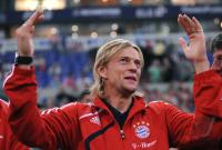 Fussball 1. Bundesliga: T Home Cup , FC Schalke 04 - FC Bayern Muenchen