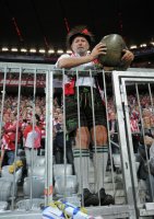 Fussball CHL  Saison 2011/2012:  FC Bayern Fan in der  Allianz-Arena Muenchen