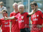 Fussball  1. Bundesliga 05/06 Trainingsauftakt  VfB Stuttgart Trapattoni