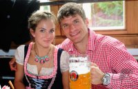 FUSSBALL 1. BUNDESLIGA 13/14:  Thomas Mueller mit Frau Lisa