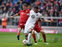 Fussball 1. Bundesliga Saison 15/16: FC Bayern Muenchen -  Eintracht Frankfurt