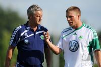 FUSSBALL, 1. BUNDESLIGA, TESTSPIEL: Calberlah - Wolfsburg
