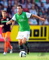 FUSSBALL, Bundesliga, SV Werder Bremen: OEZIL Einzelaktion