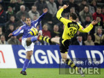 Fussball 1. Bundesliga: Dortmund - Schalke, Zweikampf