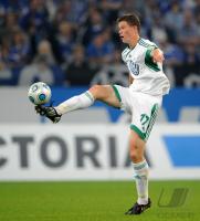 FUSSBALL, 1. BUNDESLIGA, 6. Spieltag, Wolfsburg: MADLUNG Einzelaktion