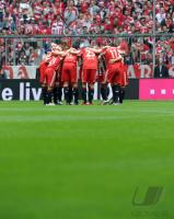 Fussball 1. Bundesliga: Bayern Jubelkreis