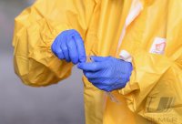 Symbolbild: Corona Teststelle Tuebingen: Corona-Drive-In auf dem Tuebinger Festplatz