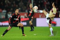 Fussball: 1. Bundesliga Saison 2010/2011: Leverkusen - Hannover