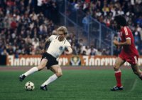 Fussball: Abschiedsspiel Sepp Maier:  Rummenigge