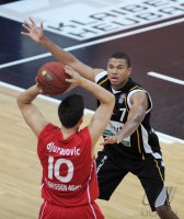 Basketball 1. Bundesliga 2011/2012:  Walter Tigers Tuebingen - LTG Giessen