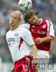 FUSSBALL 1. Bundesliga: Hamburg - Bayern, Zweikampf