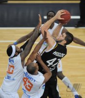 Basketball  1. Bundesliga  11/12  Walter Tigers Tuebingen - BBC Bayreuth