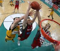 Basketball  1. Bundesliga  Walter Tigers Tuebingen - Brose Baskets Bamberg