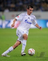 Fussball 1. Bundesliga  Saison 2010/2011  Klaas Jan Huntelaar (FC Schalke 04)