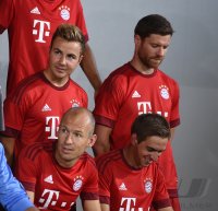 Fussball 1. Bundesliga 2015/2016: Fototermin beim FC Bayern Muenchen