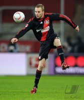 Fussball: 1. Bundesliga Saison 2010/2011: Leverkusen, KADLEC am Ball