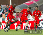 Fussball Bundesliga: Hannover 96 - 1860 Muenchen, Zweikampf