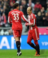 Fussball 1. Bundesliga : (v. li.) JUBEL mit Mario Gomez,  Arjen Robben (FC Bayern Muenchen)