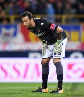 FUSSBALL SERIE A 2017/2018: Torwart Antonio Mirante (FC Bologna)