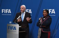 Fussball International: FIFA Praesident Infantino (Schweiz) FIFA Generalsekretaerin Fatma Samoura (Senegal)