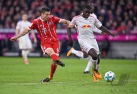 Fussball  1.Bundesliga   Saison 17/18: FC Bayern Muenchen - RB Leipzig