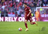 Fussball 1. Bundesliga Saison 21/22: FC Bayern Muenchen -  TSG 1899 Hoffenheim