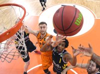 Basketball 2. Bundesliga  19/20: wiha Panthers Schwenningen - Tigers Tuebingen