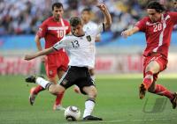 FUSSBALL WM 2010, VORRUNDE: Deutschland - Serbien