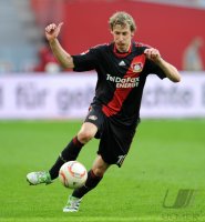 Fussball: 1. Bundesliga Saison 2010/2011: Leverkusen, KIESSLING am Ball
